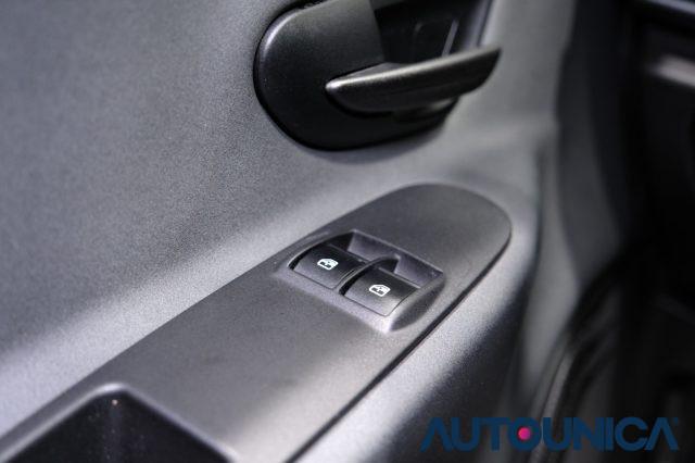 LANCIA Ypsilon 1.2 69 CV 5 PORTE ELEFANTINO BLU NEOPATENTATI
