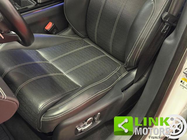 LAND ROVER Range Rover Velar 2.0D I4 240 CV R-Dynamic HSE - MOTORE 15000 KM