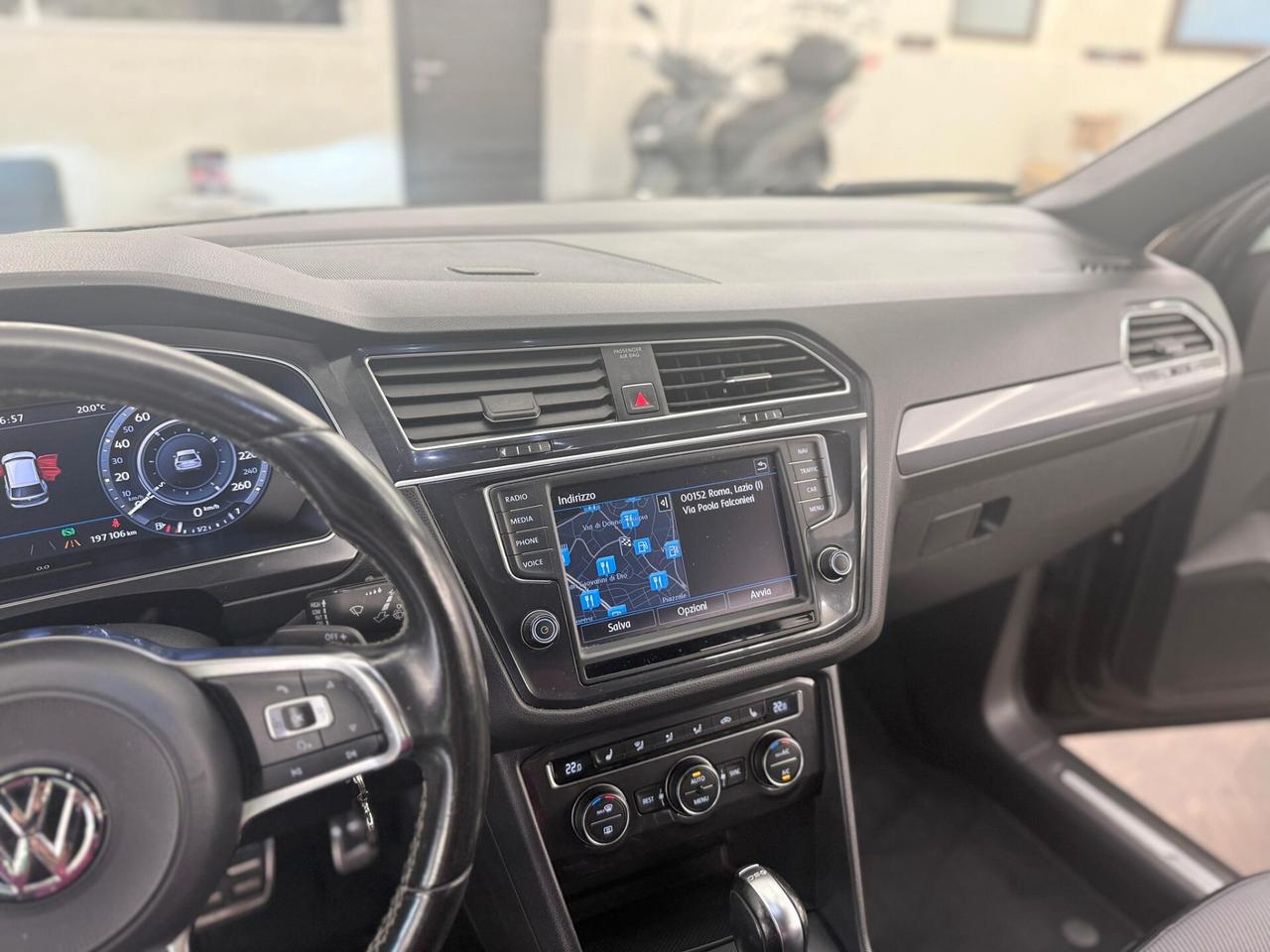 Volkswagen Tiguan 2.0 TDI r-line