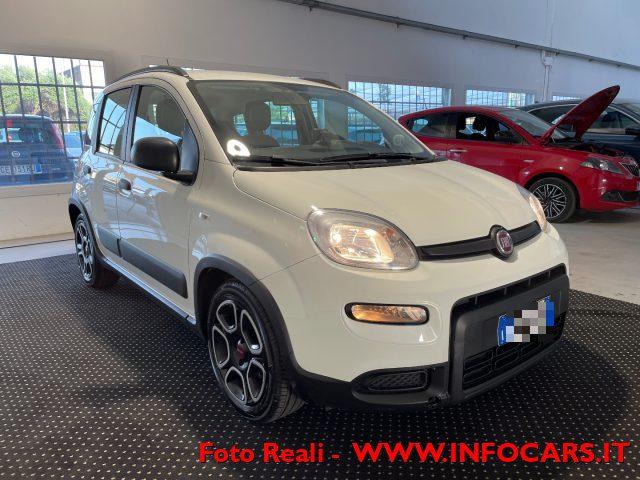FIAT Panda 1.0 FireFly S&S Hybrid City Life PROMO !!