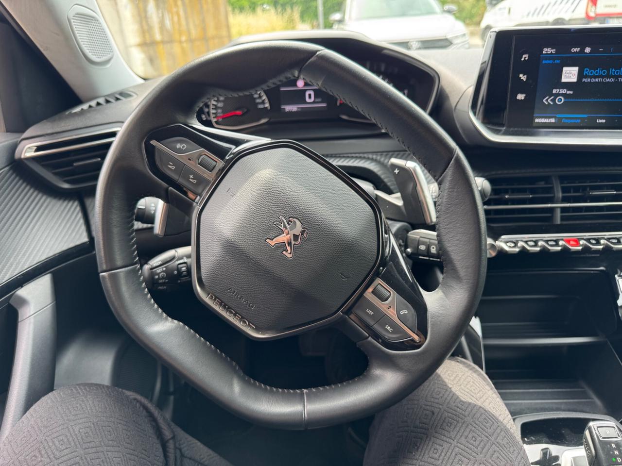 Peugeot 2008 PureTech 130 EAT8 37000KM