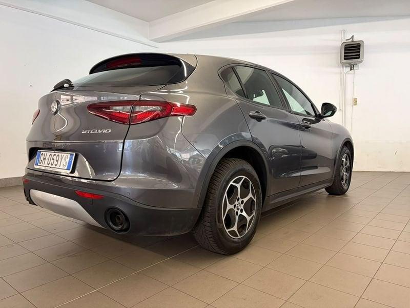 Alfa Romeo Stelvio 2.2 TD 160 CV Super Business AT8 RWD