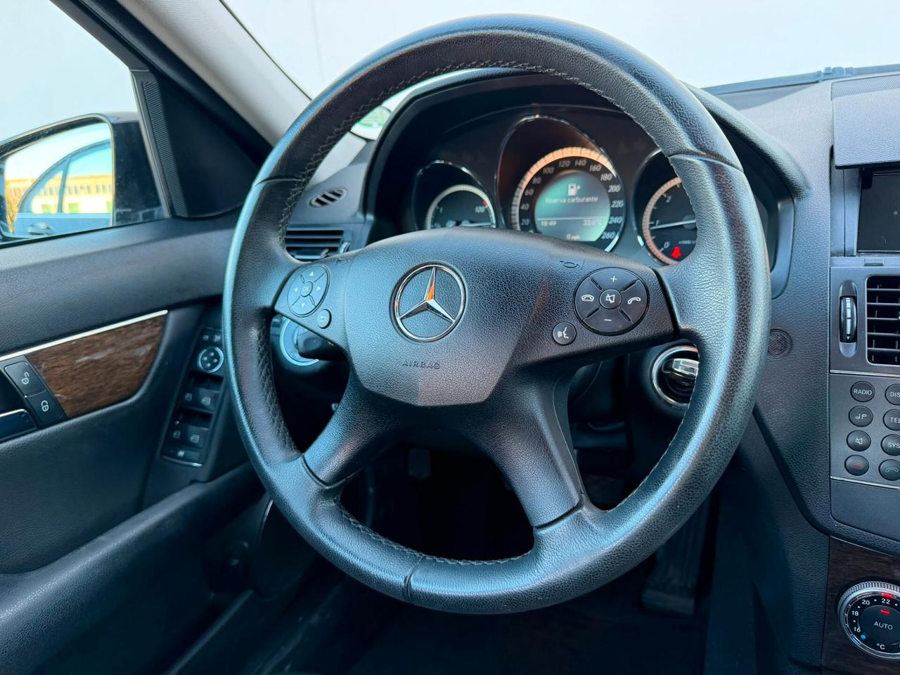 Mercedes-benz C 220 CDI Elegance SOLO 83000KM