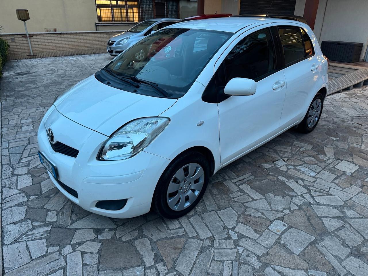 Toyota Yaris 1.4 D-4D DPF 5 porte