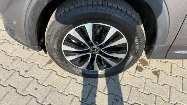 MERCEDES-BENZ GLB 180 d Automatic Business Extra