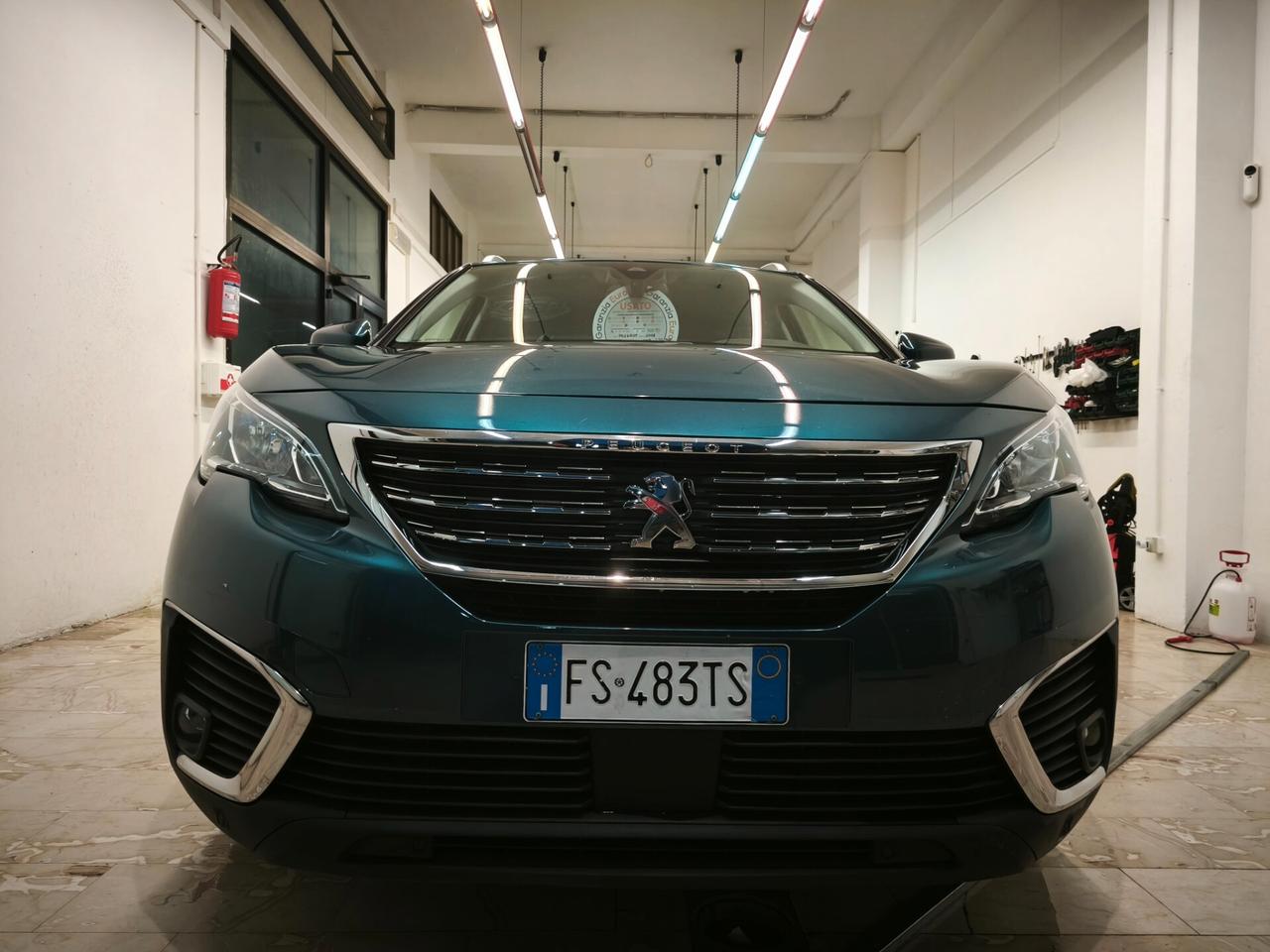 Peugeot 5008 Peugeot 5008 1.5 HDi 130 CV EAT8 Business