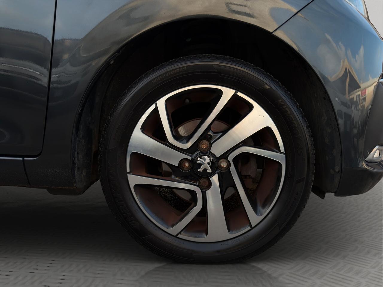 Peugeot 108 VTi 68 ETG 5 porte Allure