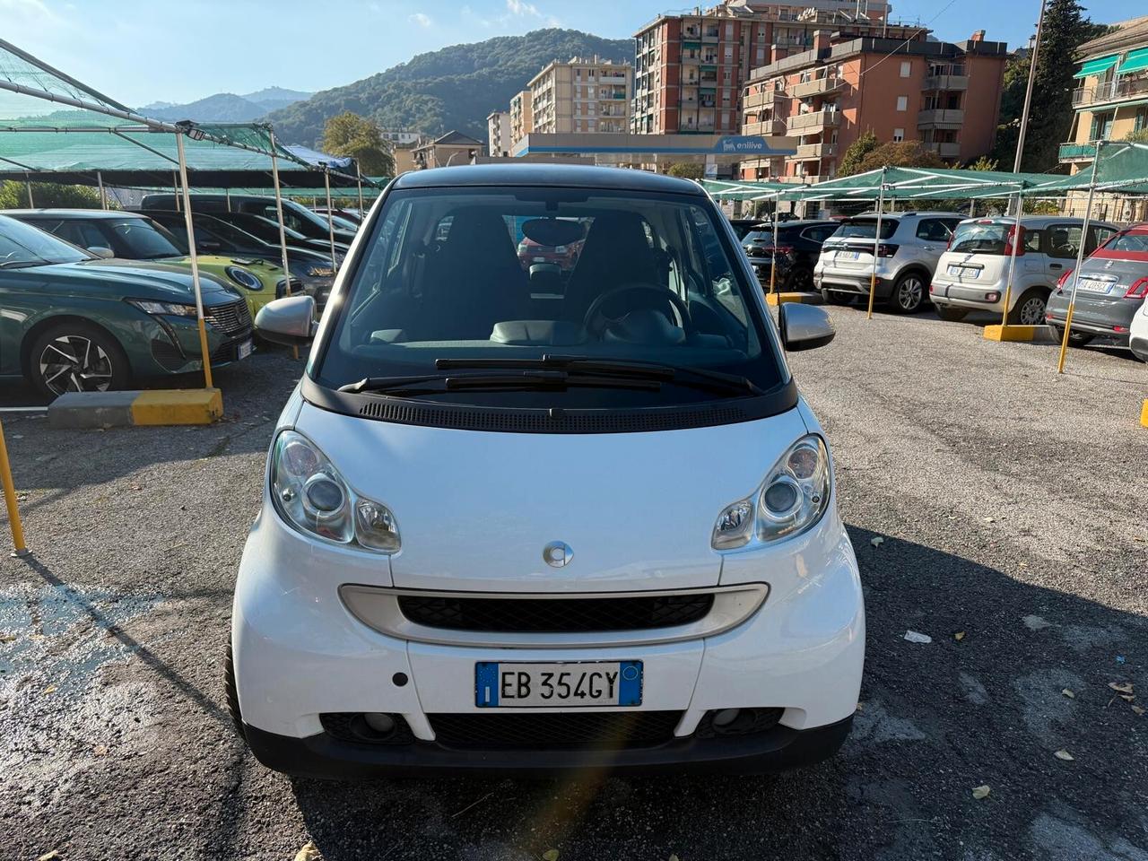 Smart ForTwo 1000 52 kW MHD coupé pure