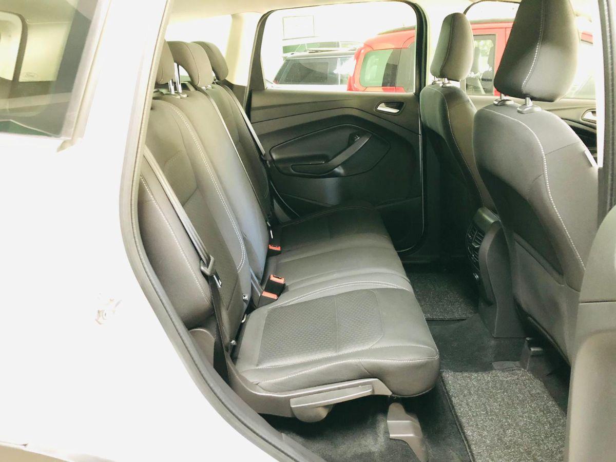 Ford Kuga 1.5 Tdci 120cv S&S 2WD Autom. Busuness