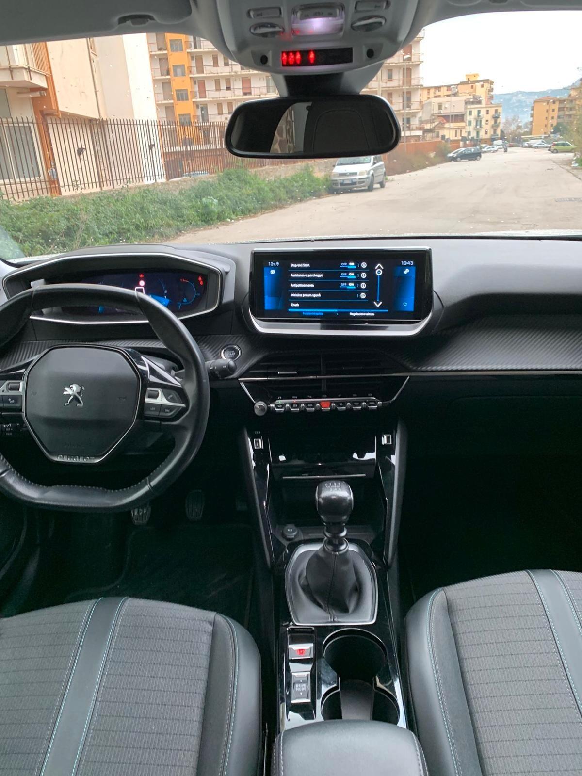 Peugeot 2008 BlueHDi 130 S&S EAT8 Allure