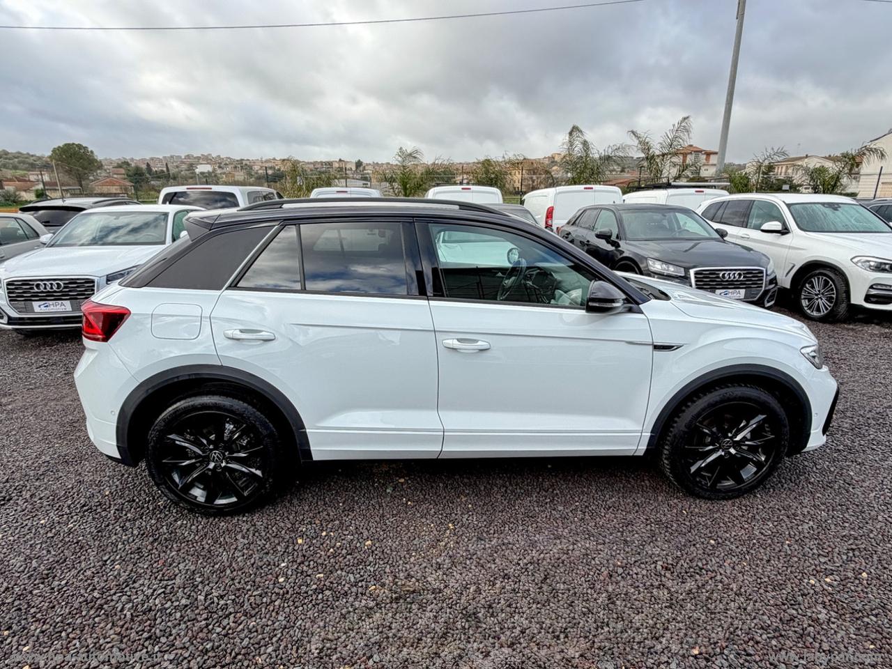 VOLKSWAGEN T-Roc 2.0TDI R-LINE NAVI LED PELLE MATRIX