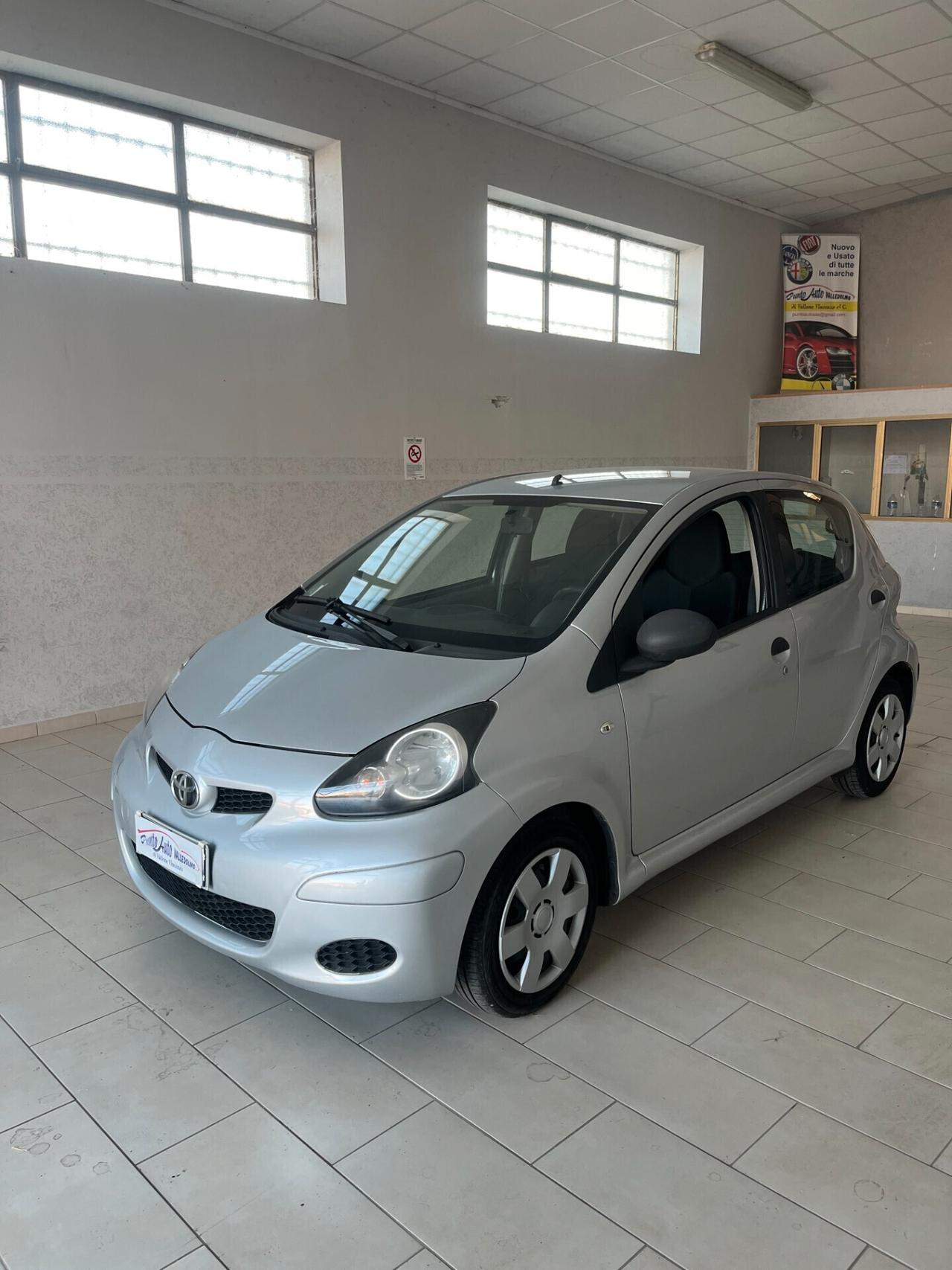 Toyota Aygo 1.0 5 porte