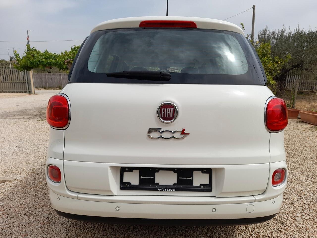 Fiat 500L Living 1.6 Multijet 120 CV 7 POSTI