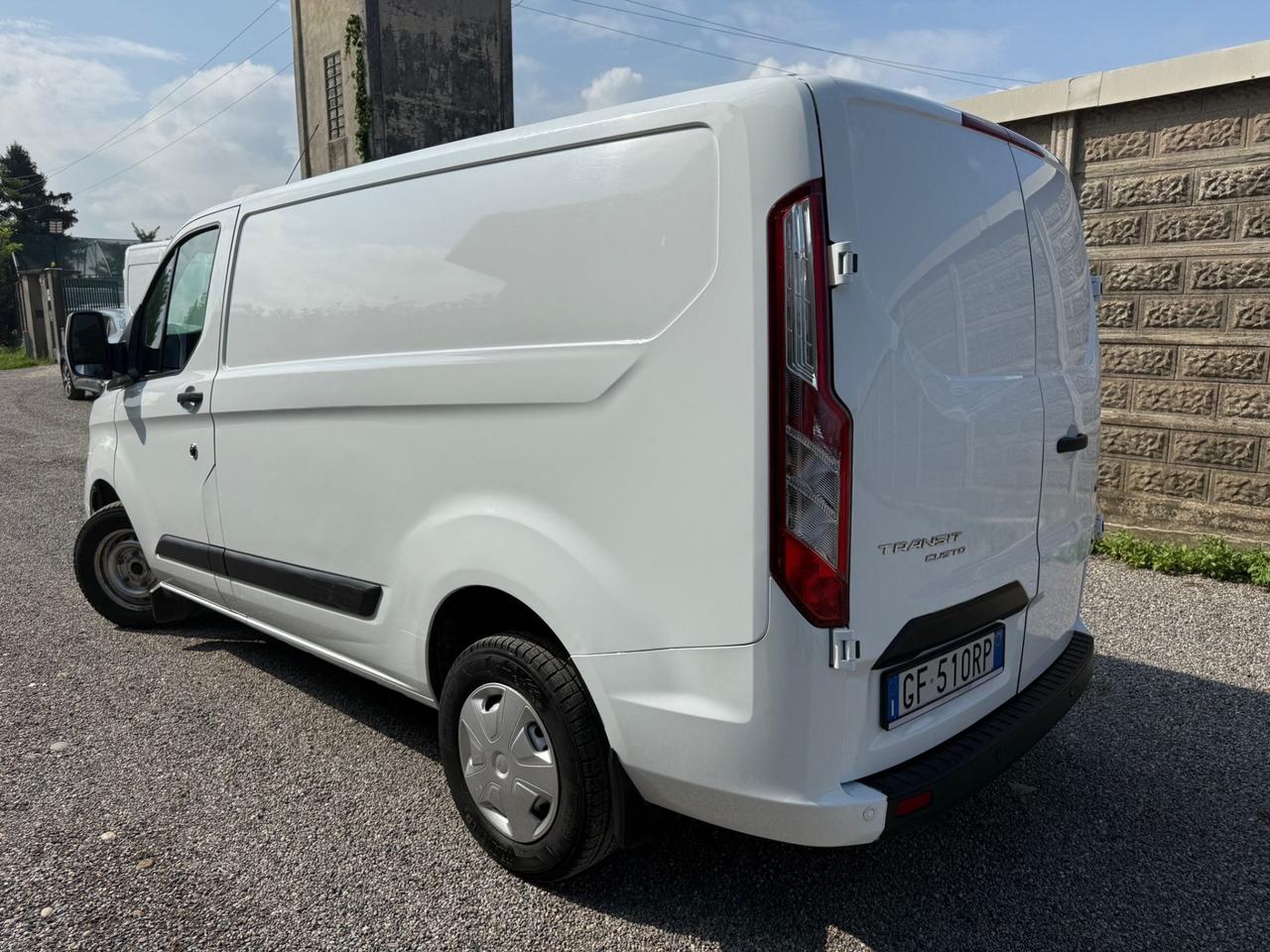 Ford Custom IBRIDO 2021