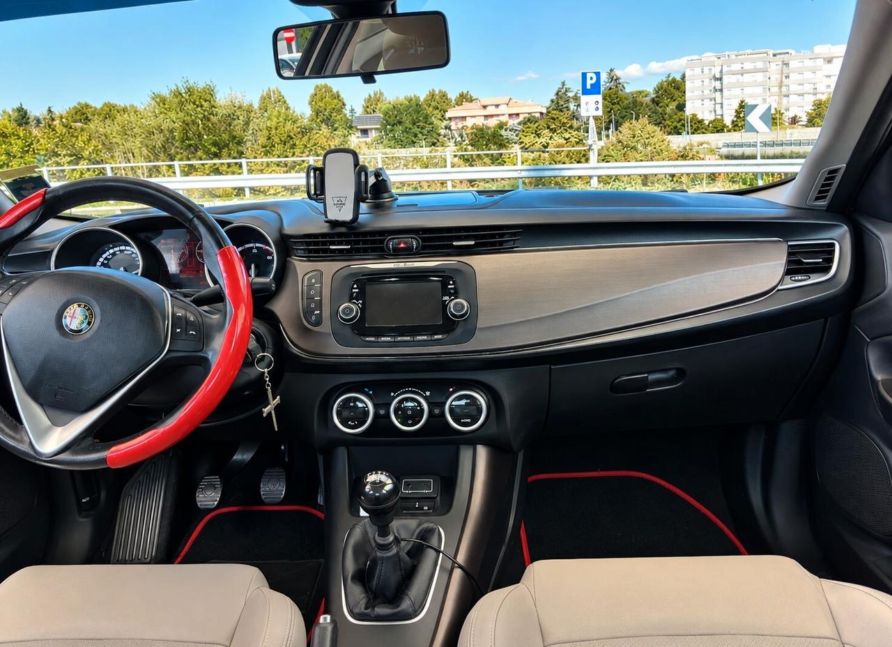 Alfa Romeo Giulietta 1.6 JTDm-2 105 CV Exclusive