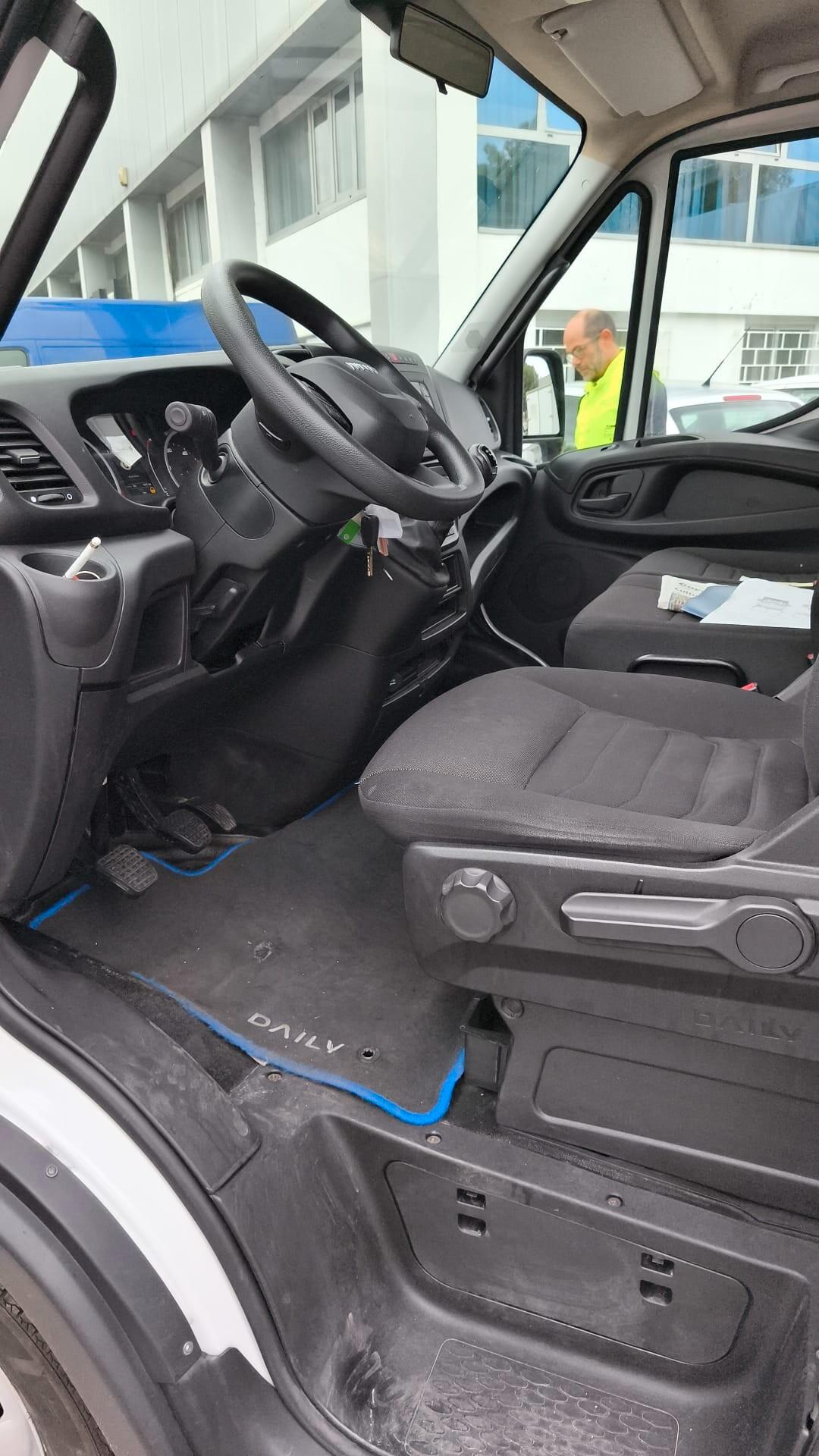 Iveco Daily 35C14H 3750 Quad-Tor RG