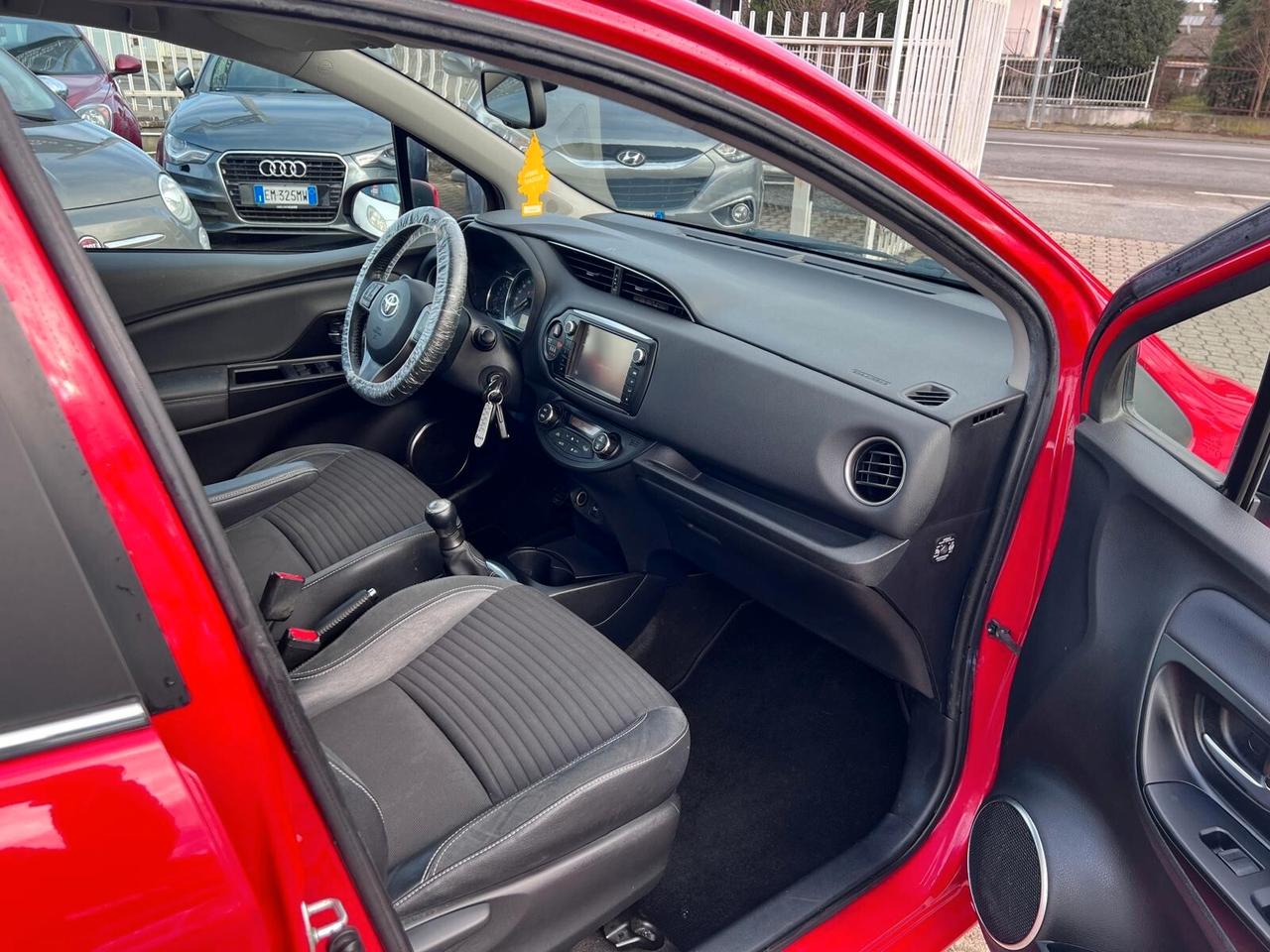 Toyota Yaris 1.0 5 porte Lounge