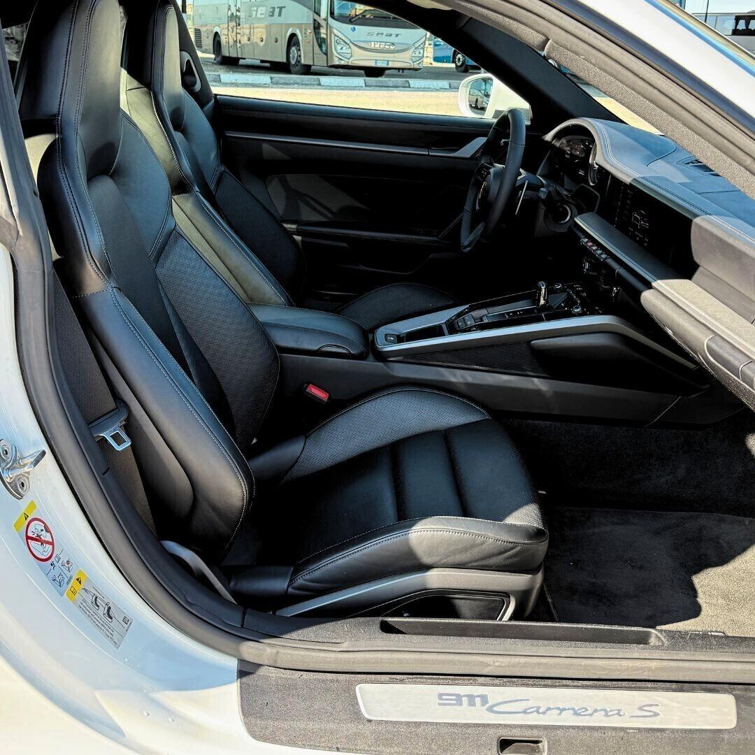 Porsche 911 Carrera S **PORSCHE APPROVED**