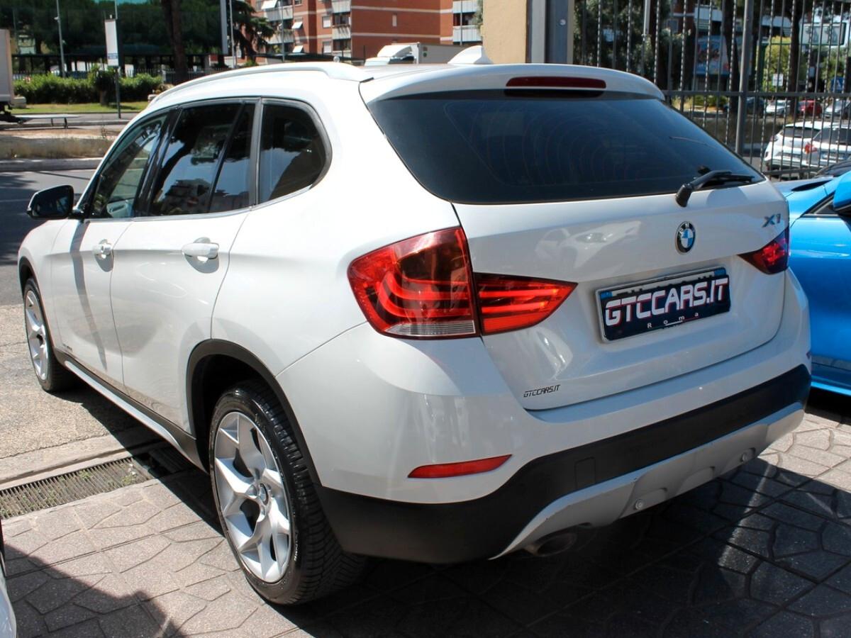 Bmw X1 sDrive16d X Line Aut MixPelle Navi PDC Led Privacy