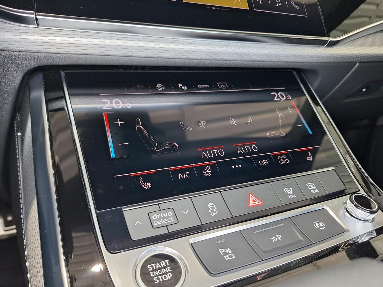 Audi Q8 SUV 55 TFSI e quattro tiptronic S line edition