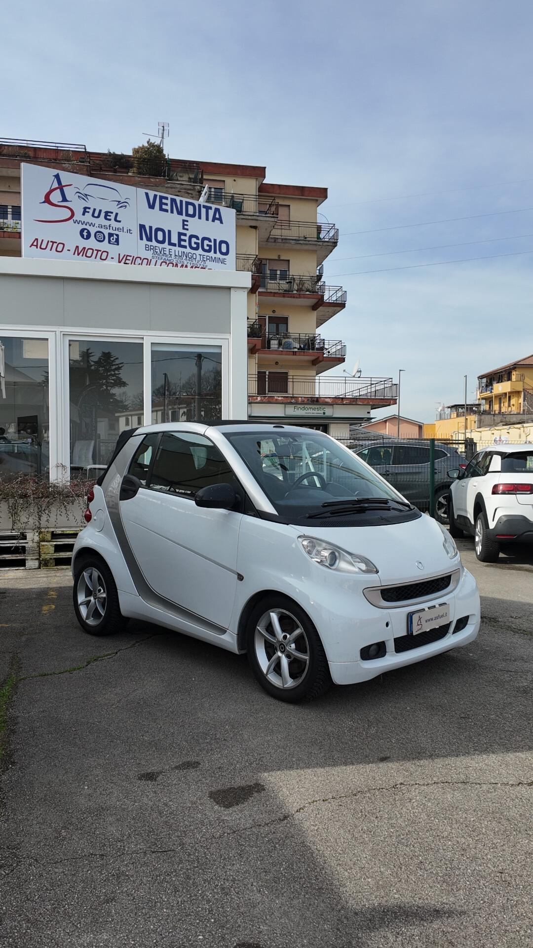 Smart ForTwo 1000 52 kW MHD cabrio passion