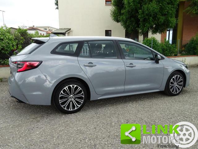 TOYOTA Corolla Touring Sports 2.0 Hybrid Business