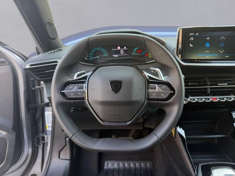PEUGEOT 2008 HYBRID 145 E-DCS6 STYLE