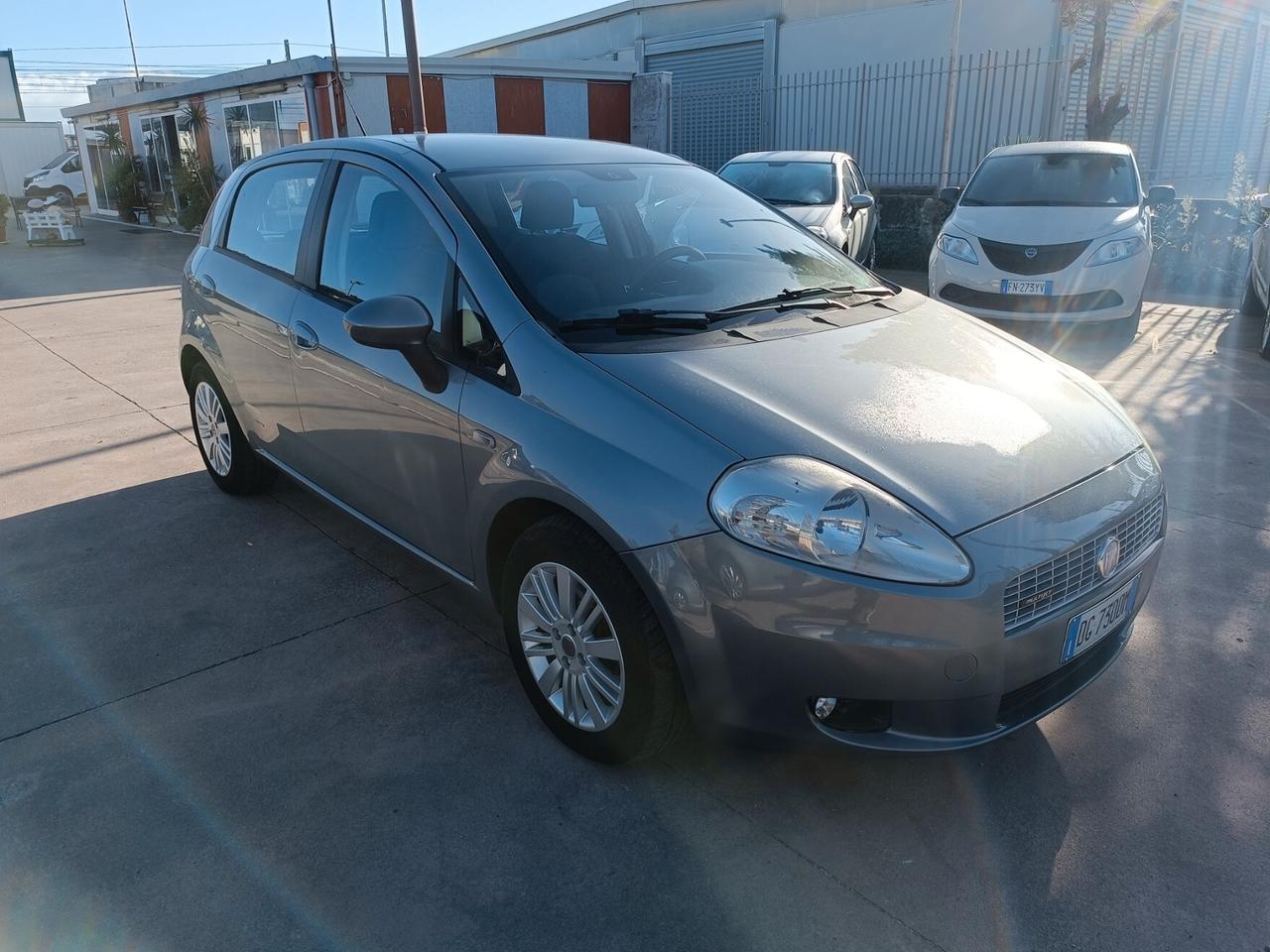 Fiat Grande Punto 1.3 MJT 90 CV 5 porte Emotion