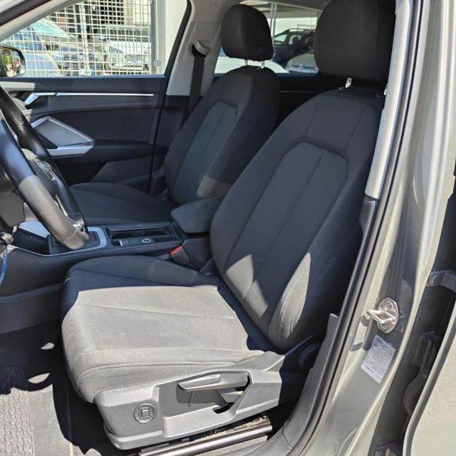 AUDI Q3 35 TDI quattro S tronic Business Advanced