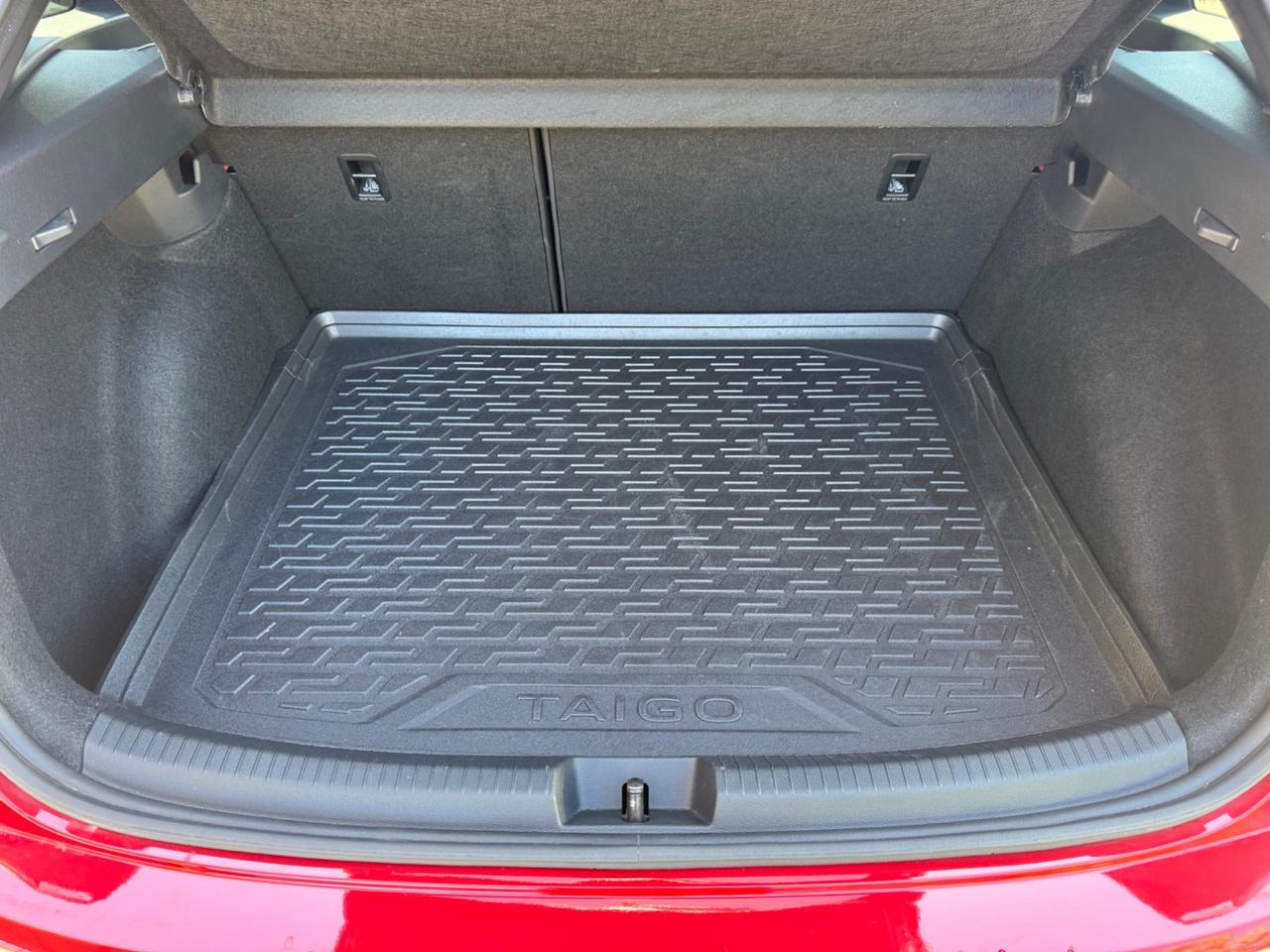 Volkswagen Taigo 1.0 TSI 110 CV R-Line NEOPATENTATI