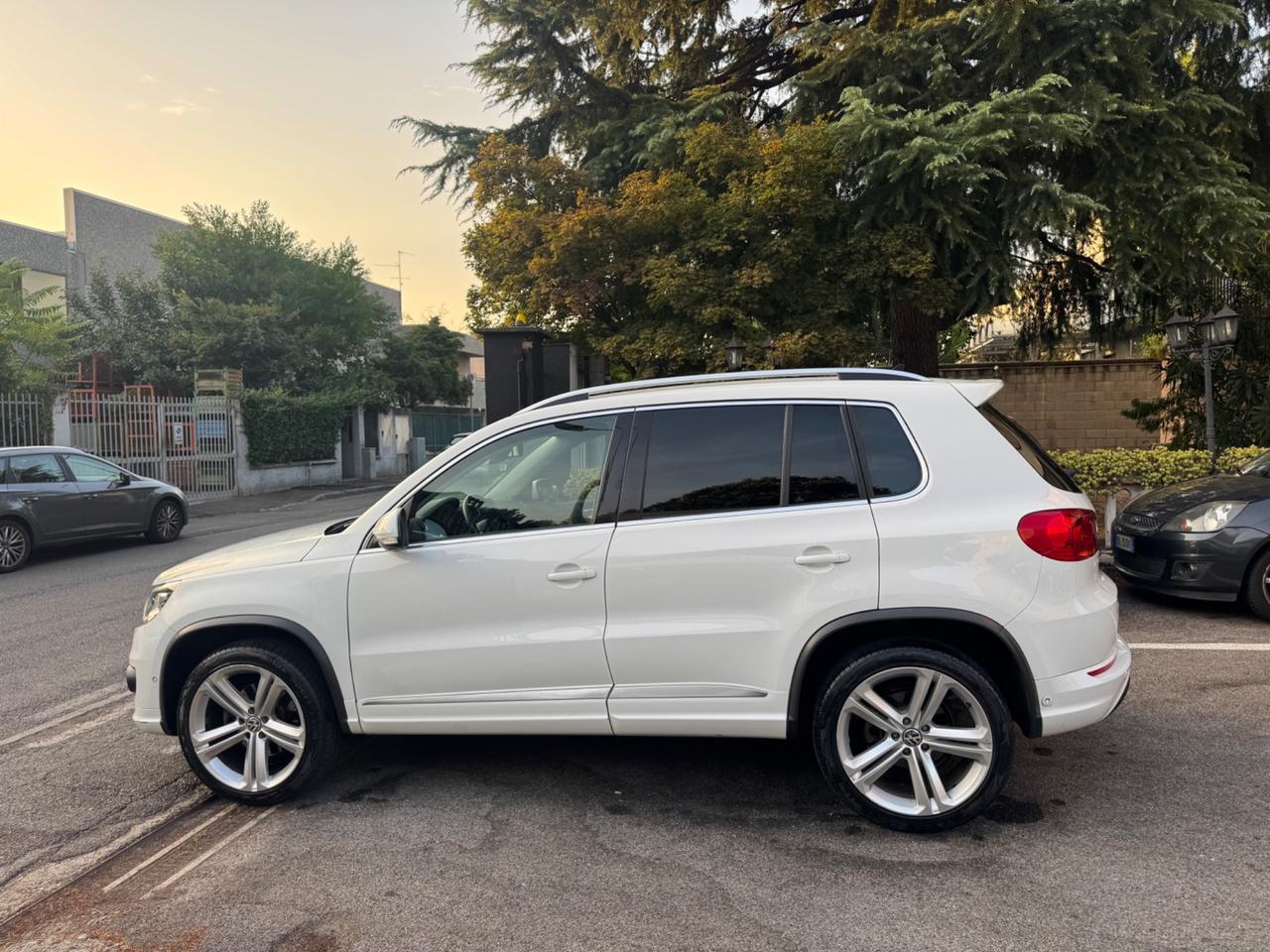 Volkswagen Tiguan 2.0 TSI 210 CV 4MOTION DSG Business R-Line