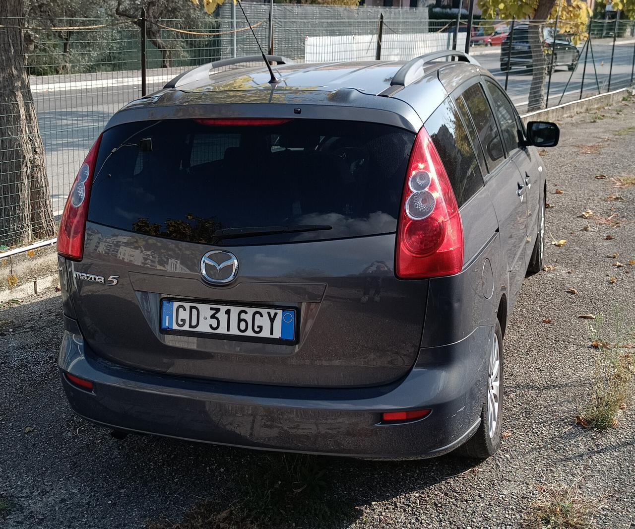 Mazda 5 7 POSTI Mazda5 2.0 MZ-CD 16V 143CV