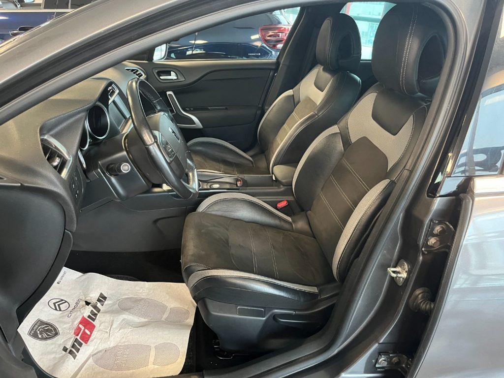DS AUTOMOBILES DS 4 Crossback BlueHDi 120 aut. Sport Chic