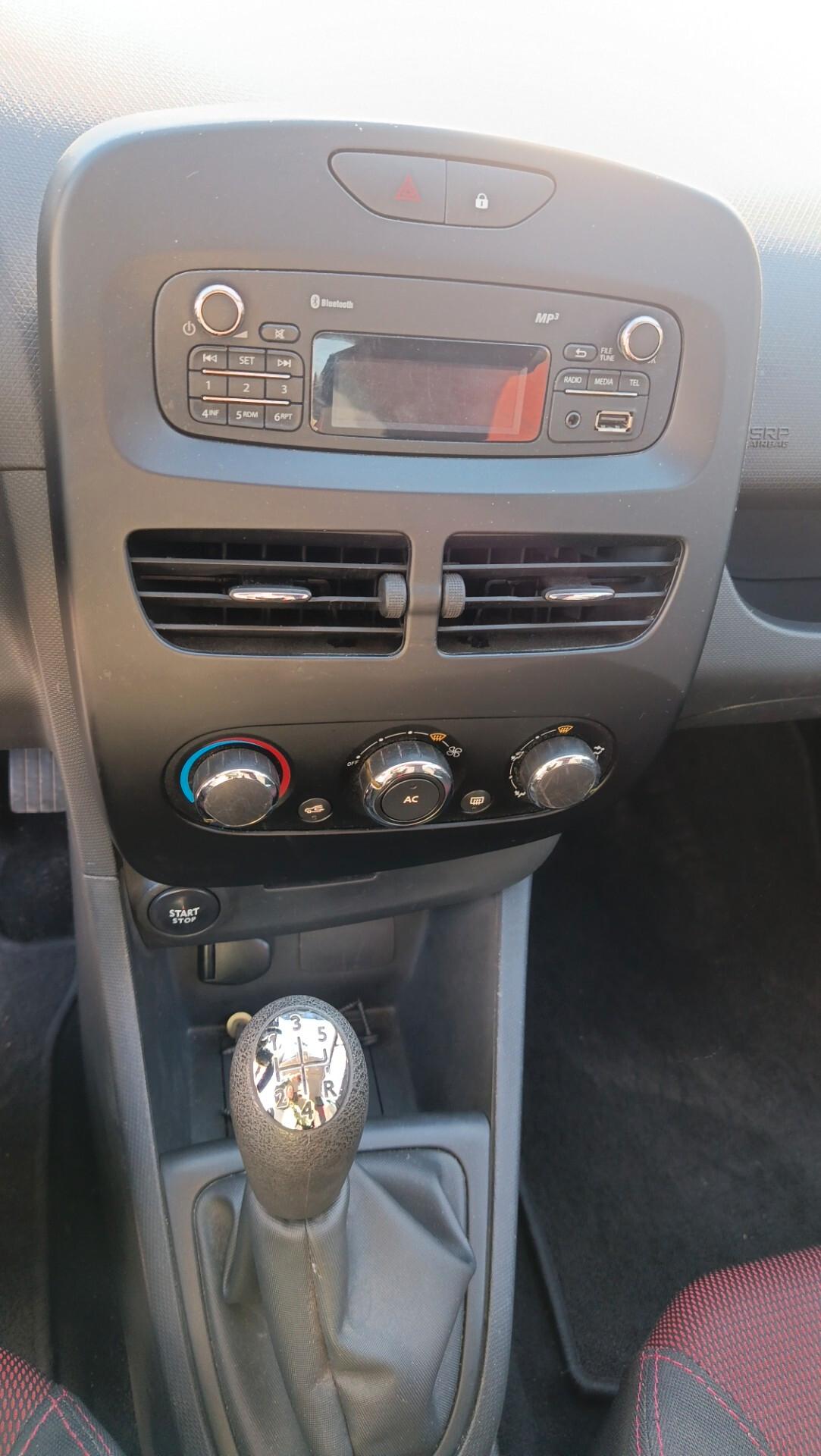 Renault Clio 1.2 75CV GPL 5 porte Wave