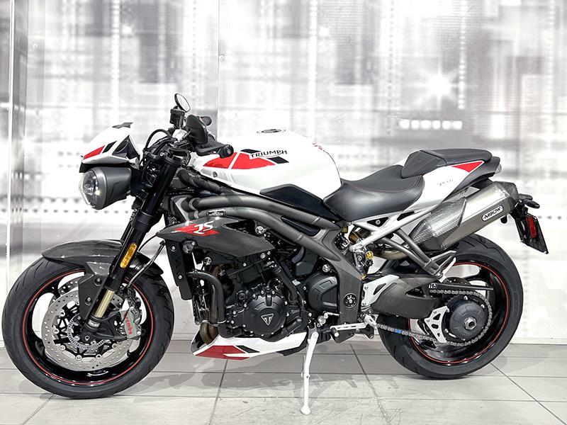 Triumph Speed Triple 1050 RS