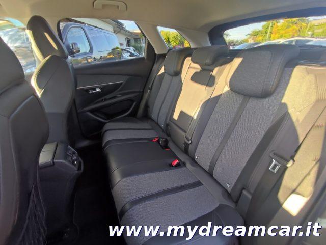 PEUGEOT 3008 BlueHDi 130 S&S Allure