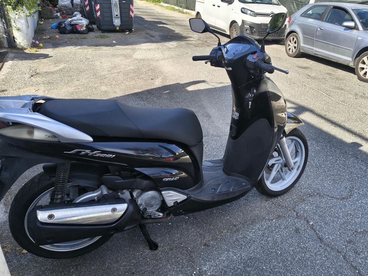 Honda SH 300