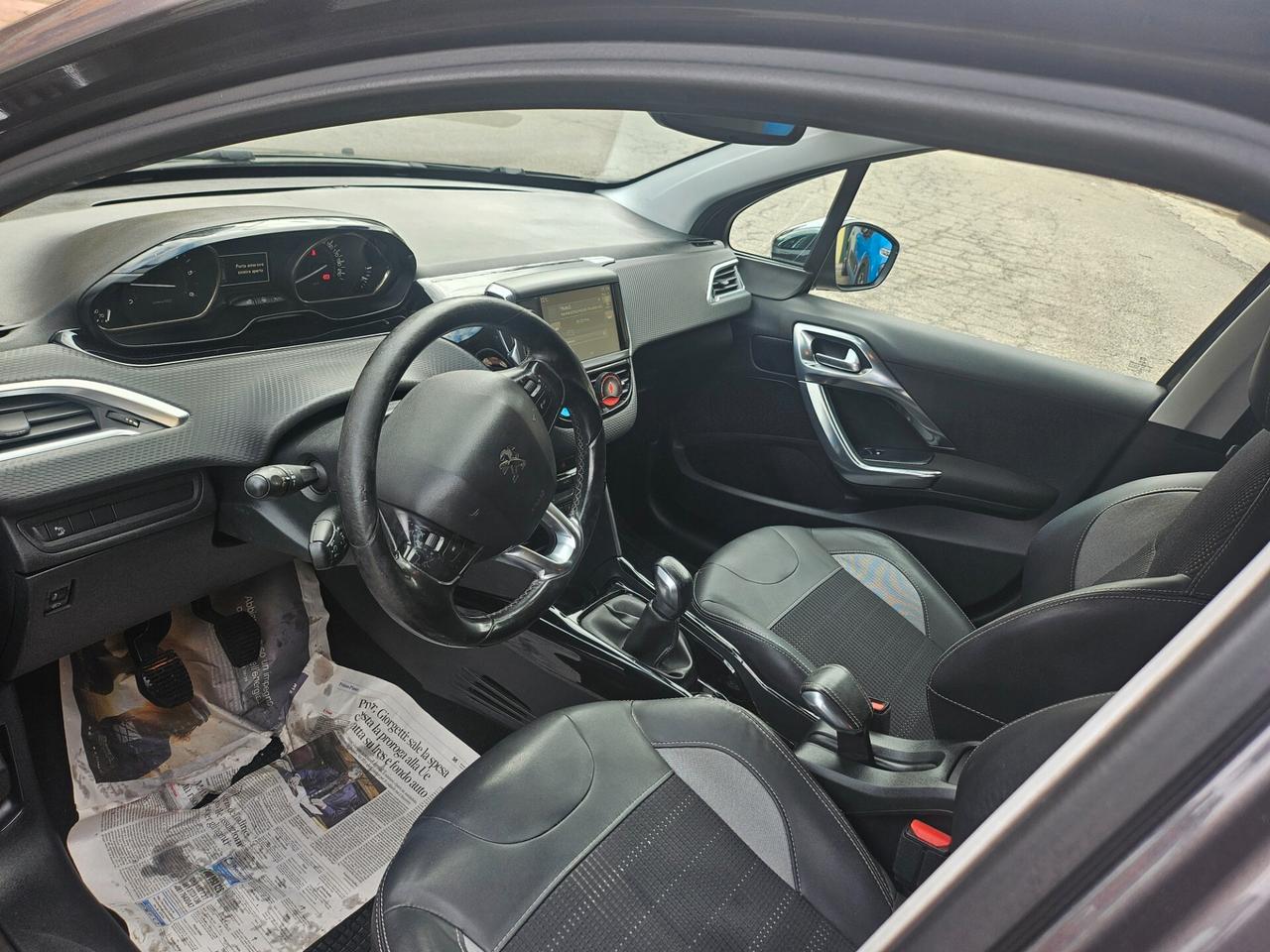 Peugeot 2008 BlueHDi 100 Allure