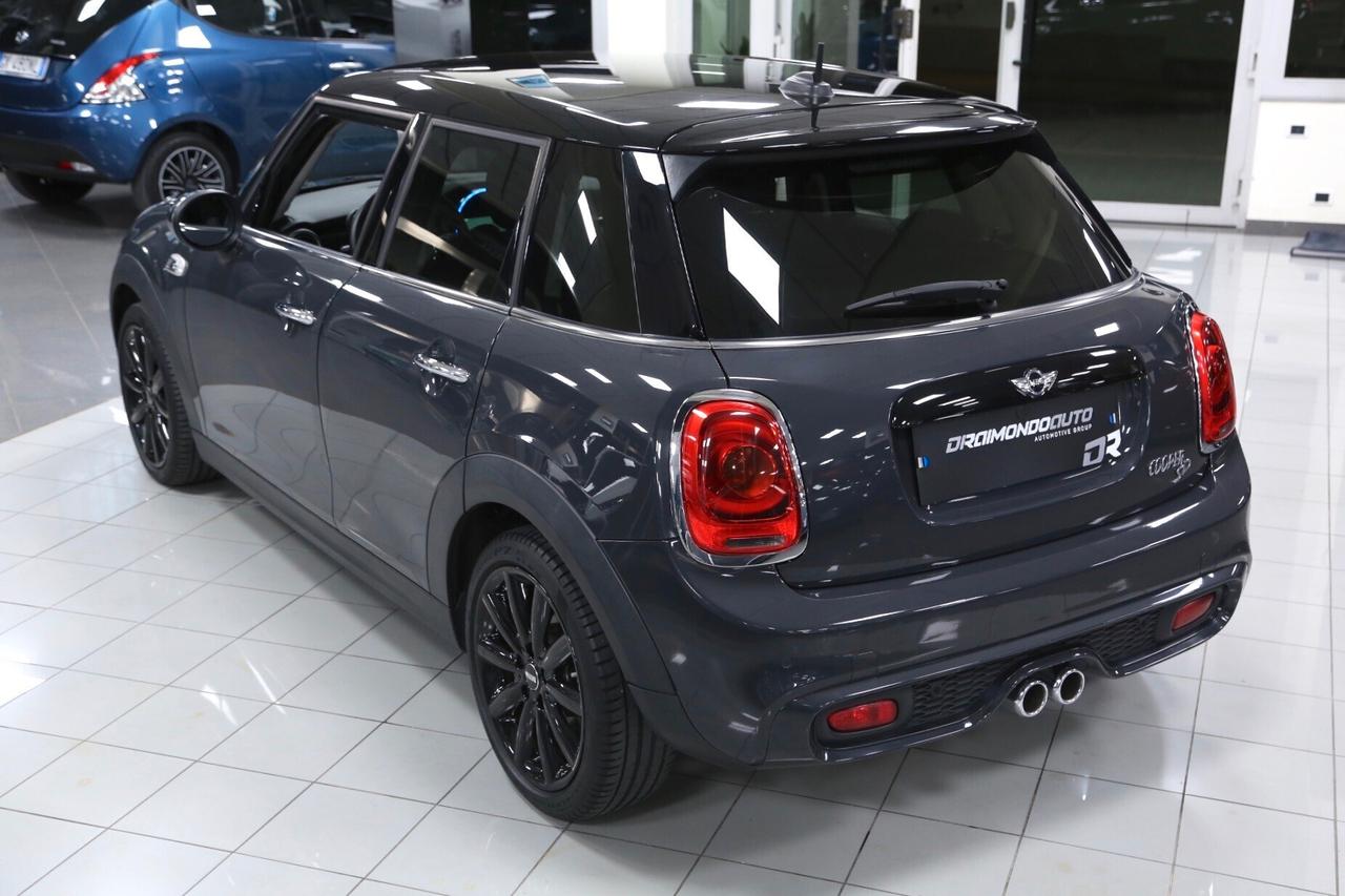 Mini 2.0 Cooper SD 5 porte auto