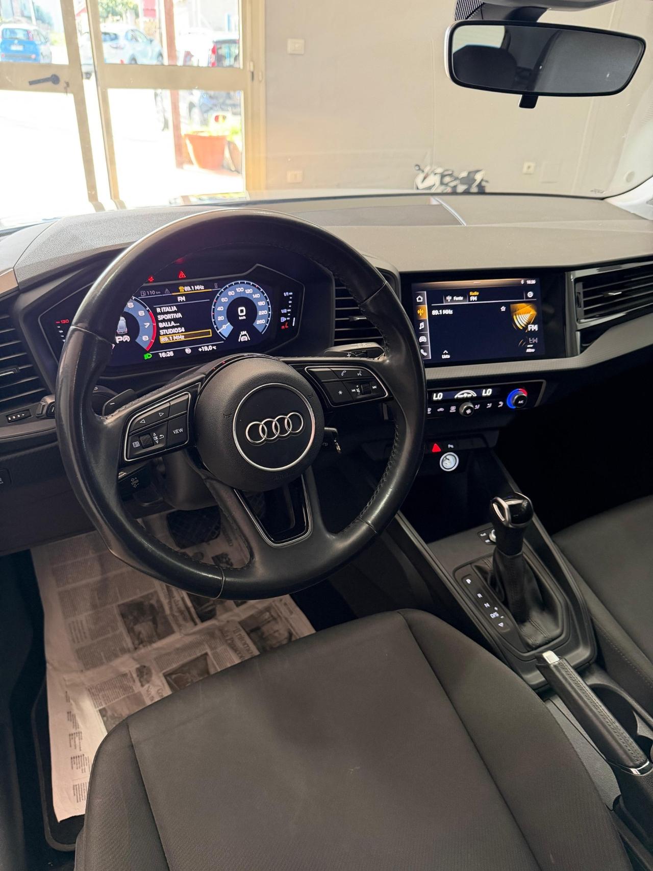 Audi A1 SPB 30 TFSI S tronic line edition