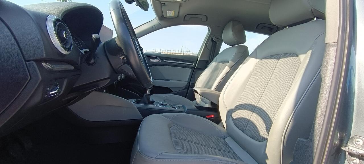 Audi A3 SPB 2.0 TDI Design 150cv