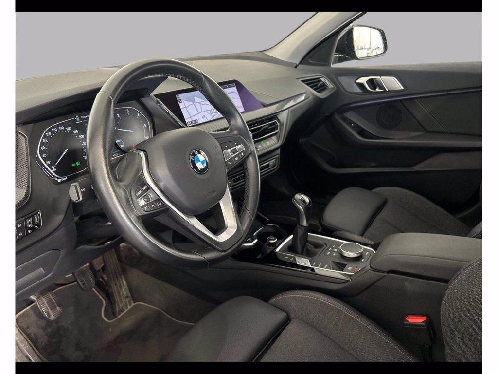 BMW 116d luxury del 2021