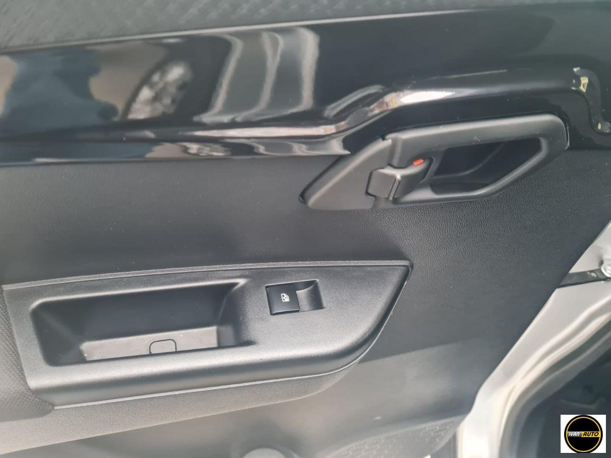 MAHINDRA KUV100 1.2 Benzina-Neopatentati-47.000 Km.