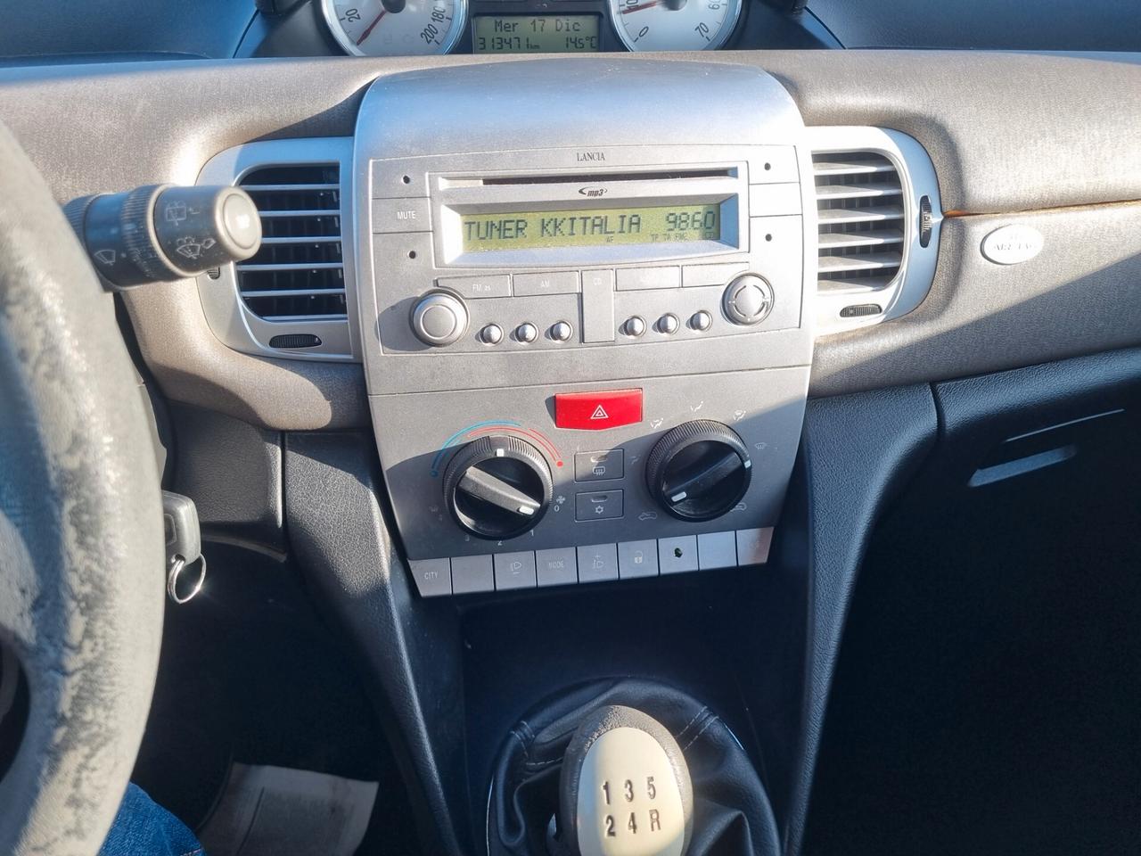 Lancia Ypsilon 1.4 Oro Ecochic GPL