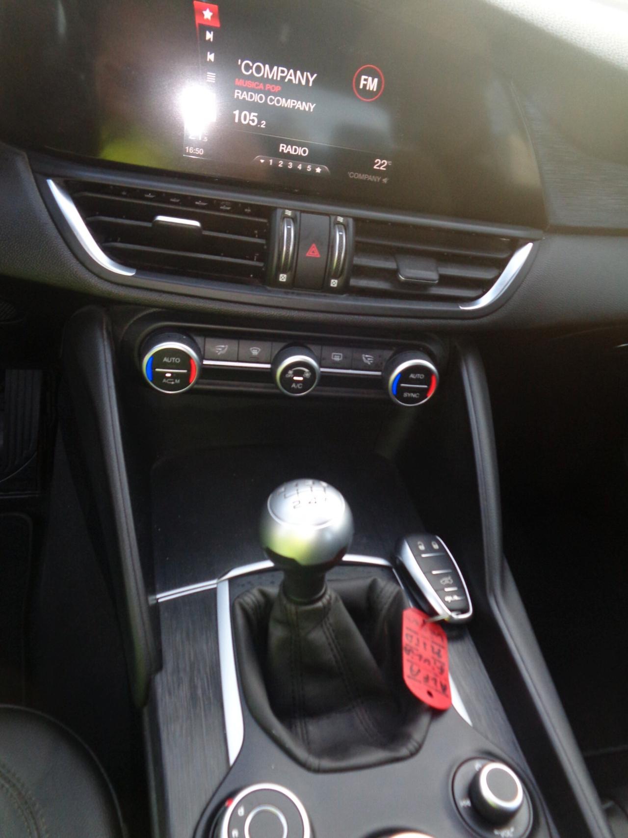 Giulia 2.2 Turbodiesel 150 CV Super distrbz km0