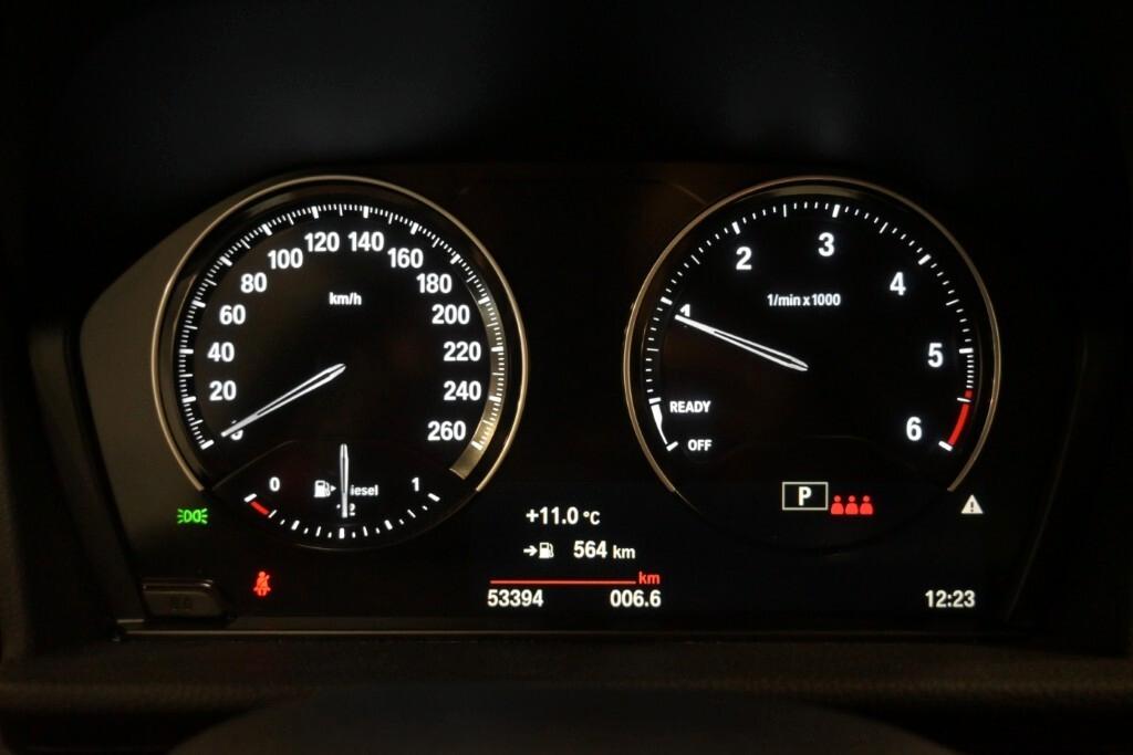 BMW 216D ACTIVE TOURER 116CV STEPTRONIC BUSINESS ADVANTAGE ( FARI LED - PELLE - NAVI - PARK ASSISTANT - TELECAMERA POST. )