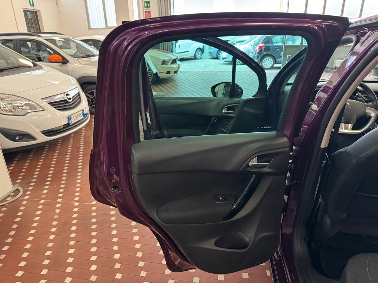 Citroen C3 PureTech 82 S&S ETG Exclusive - CAMBIO AUTOMATICO