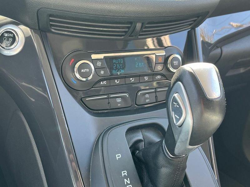 Ford Kuga 2.0 TDCI 150 CV Start&Stop Powershift 4WD Titanium