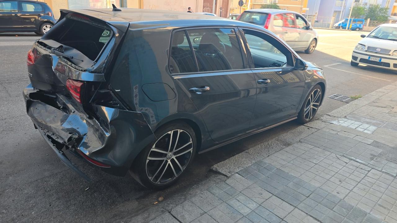 Volkswagen Golf GTD 2.0 TDI 5p. BMT-2013