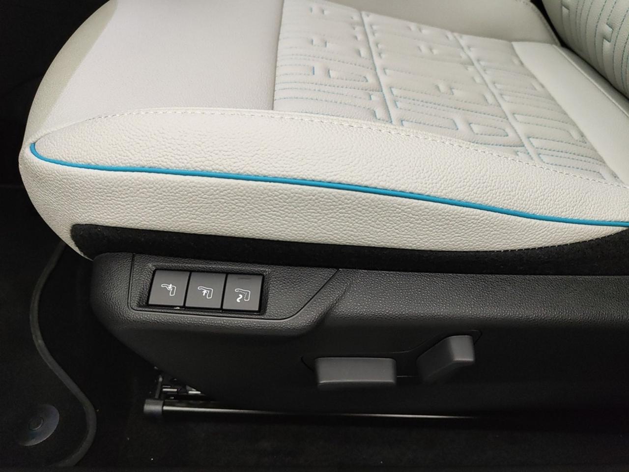 FIAT 600 IV 2023 600 1.2 MHEV 110CV DCT LA PRIMA